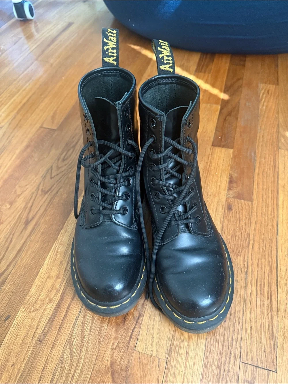 Doc Martens - Picture 1 of 6